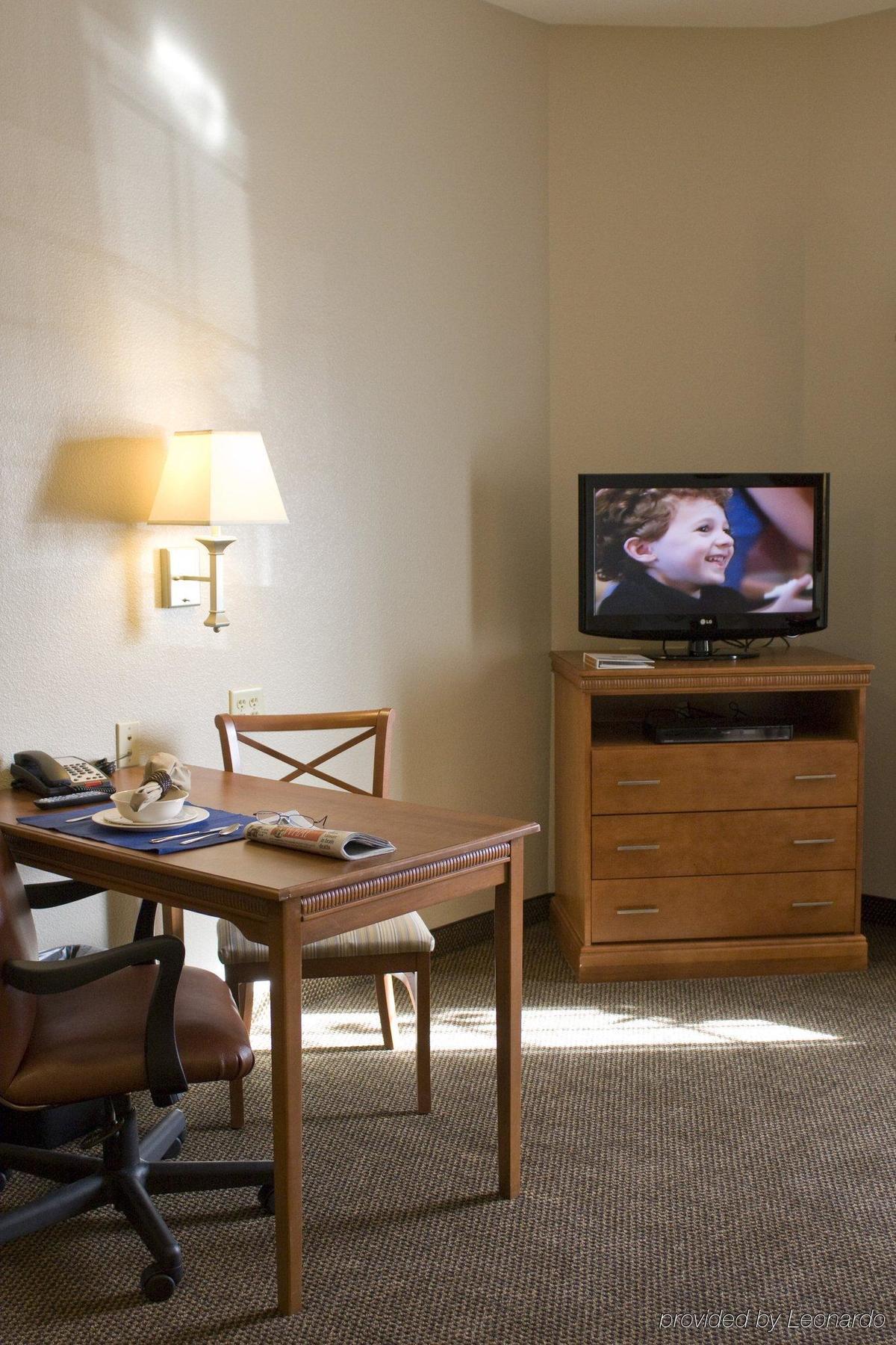 圣安东尼奥北部石橡树区烛木套房酒店 客房 照片